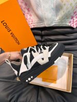 LOUIS VUITTON LV SKATE SNEAKER – LVS153