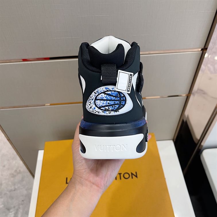 LOUIS VUITTON LV TRAINER 2 SNEAKER – LVS055