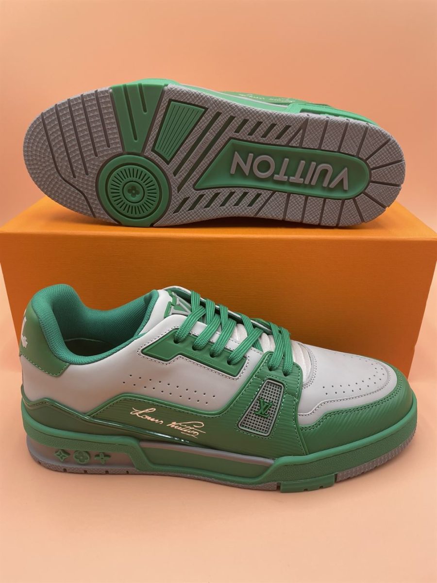 LOUIS VUITTON LV TRAINER SNEAKER – LVS060
