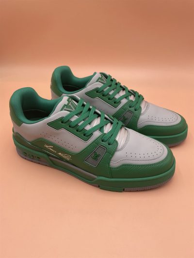louis-vuitton-lv-trainer-sneaker-lvs060-p0qur.jpeg