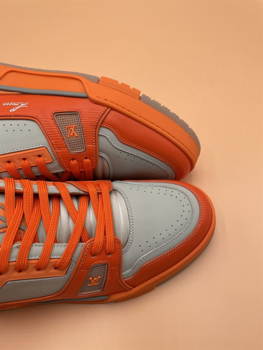 LOUIS VUITTON LV TRAINER SNEAKER – LVS061