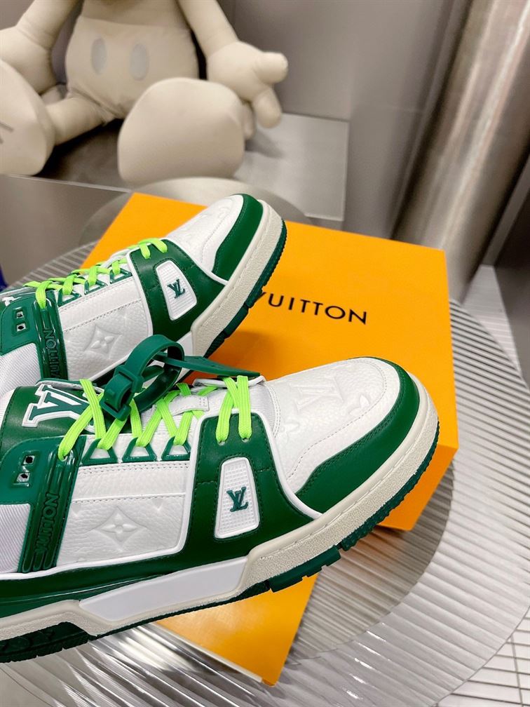 LOUIS VUITTON LV TRAINER SNEAKER – LVS161