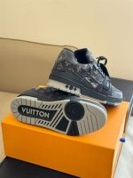 LOUIS VUITTON LV TRAINER SNEAKER – LVS171