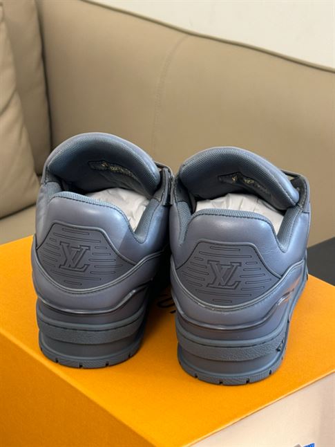 LOUIS VUITTON LV TRAINER SNEAKER – LVS179