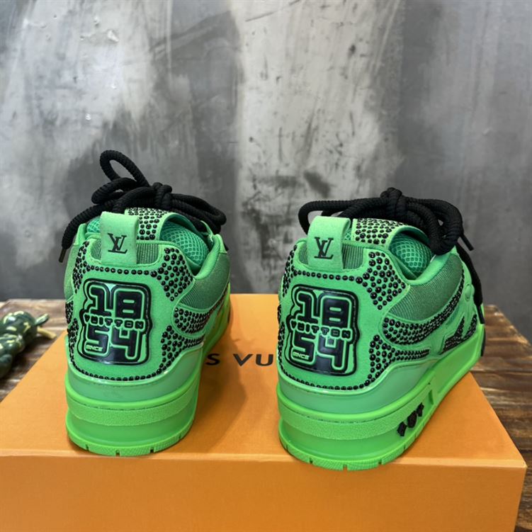 LOUIS VUITTON LVSK8 SNEAKER – LVS077