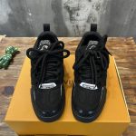 LOUIS VUITTON SNEAKER – LVS078