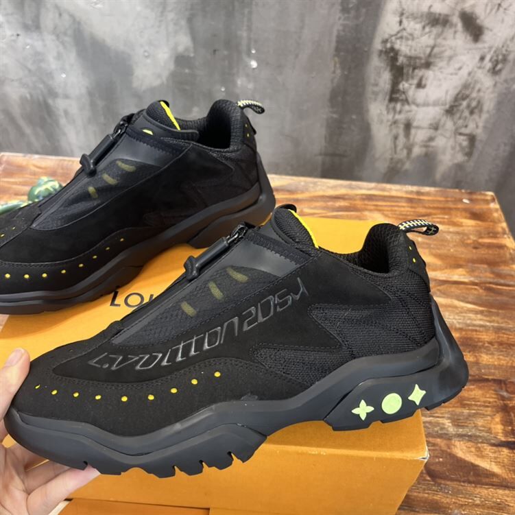 LOUIS VUITTON MILLENIUM SNEAKER – LVS065