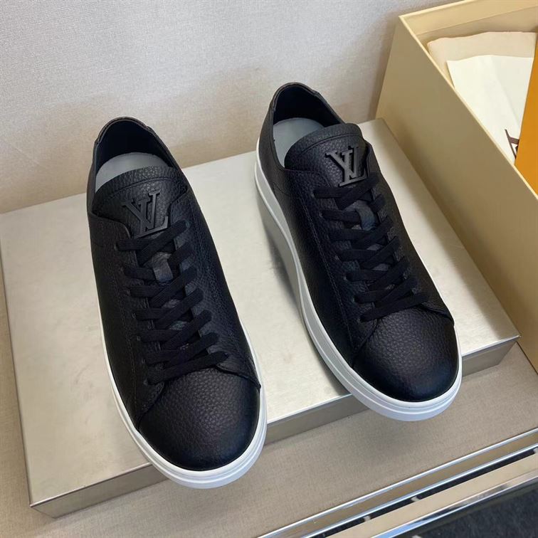 LOUIS VUITTON RESORT TRAINER SNEAKER – LVS083