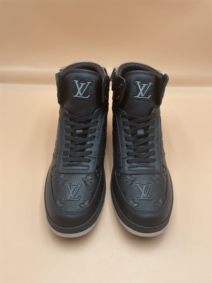 LOUIS VUITTON RIVOLI BOOTS – LVS103