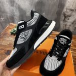 LOUIS VUITTON RUN AWAY SNEAKER – LVS050
