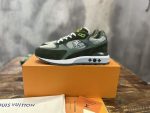 LOUIS VUITTON RUN AWAY SNEAKER – LVS073
