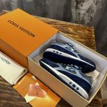 LOUIS VUITTON RUN AWAY SNEAKER – LVS074