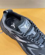 LOUIS VUITTON RUNNER TATIC SNEAKER – LVS026