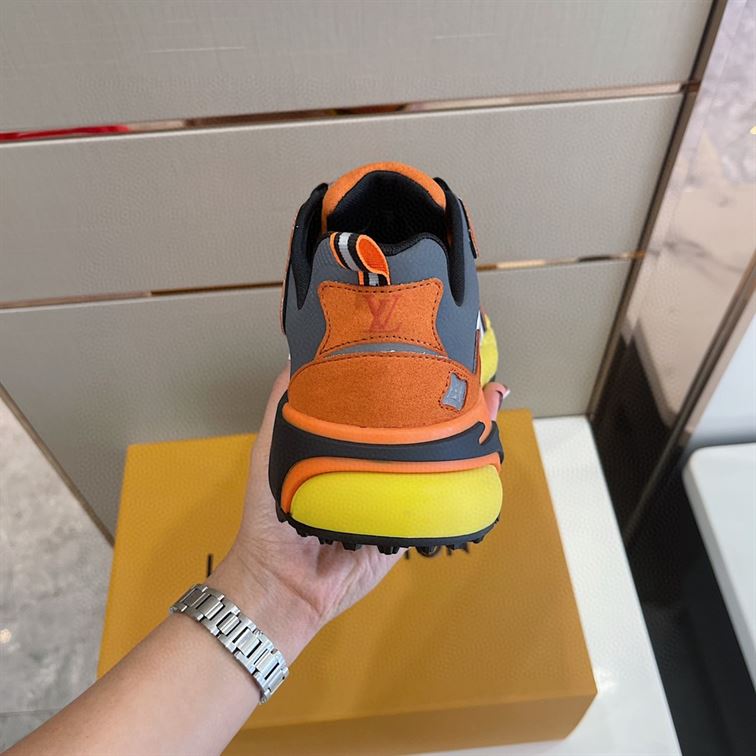 LOUIS VUITTON RUNNER TATIC SNEAKER – LVS027
