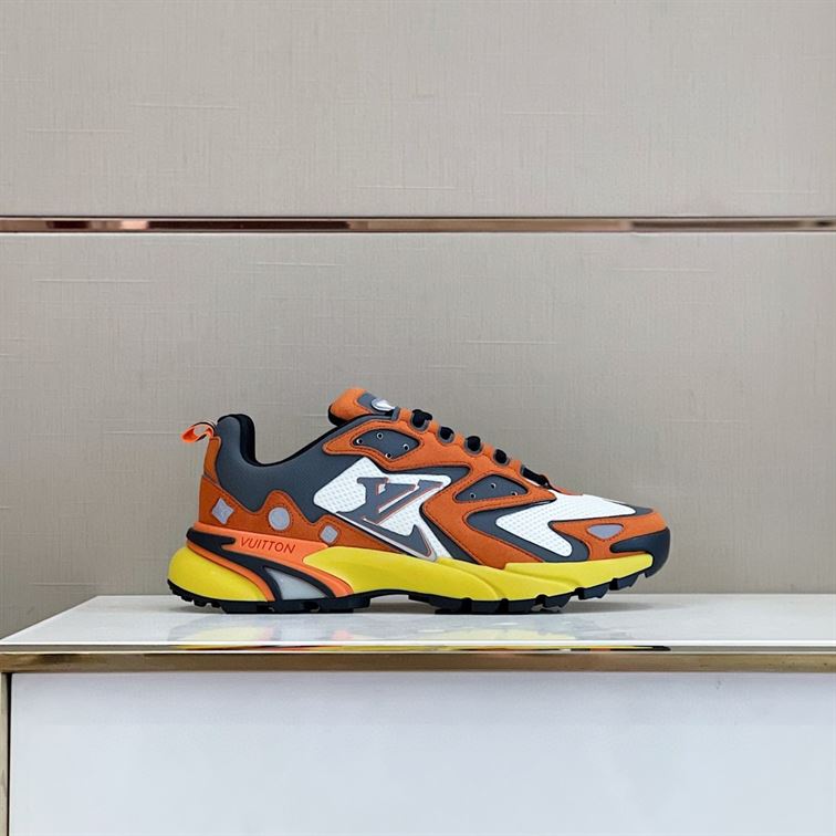 LOUIS VUITTON RUNNER TATIC SNEAKER – LVS027