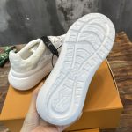 LOUIS VUITTON SHOW UP SNEAKER – LVS088