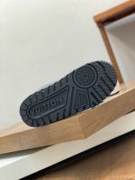 LOUIS VUITTON SS24 SNEAKER – LVS162