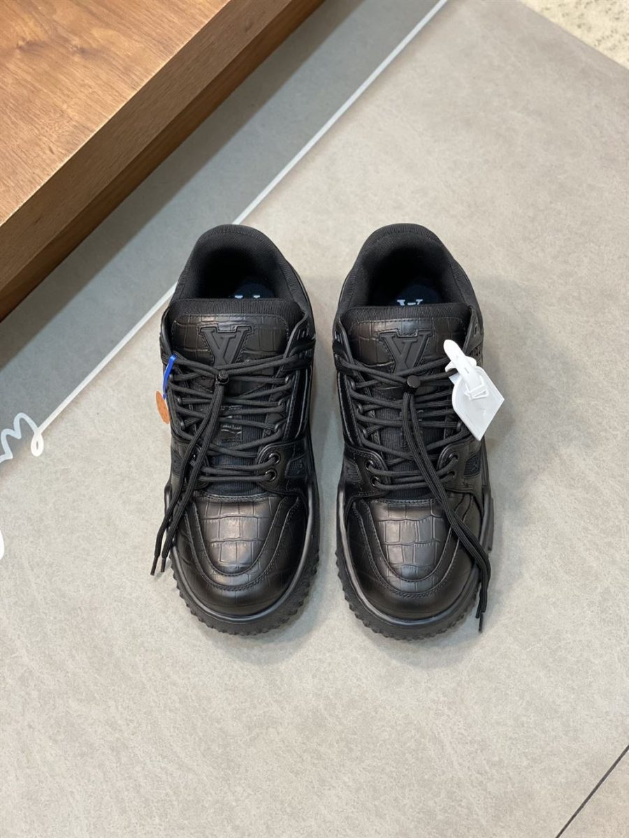 LOUIS VUITTON SS24 SNEAKER – LVS162