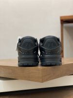 LOUIS VUITTON SS24 SNEAKER – LVS162