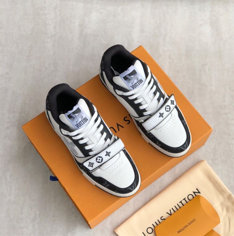 LOUIS VUITTON TRAINER MONOGRAM DENIM – LVS016