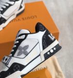 LOUIS VUITTON TRAINER MONOGRAM DENIM – LVS016