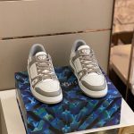 LOUIS VUITTON TRAINER SNEAKER- LVS028