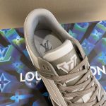 LOUIS VUITTON TRAINER SNEAKER- LVS028