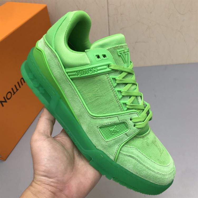 LOUIS VUITTON TRAINER SNEAKER – LVS128