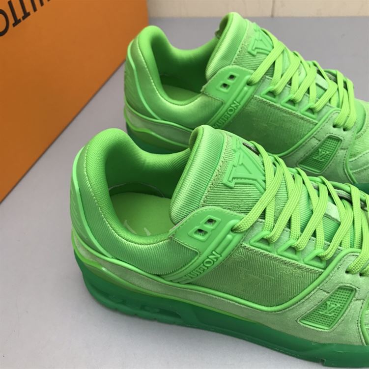 LOUIS VUITTON TRAINER SNEAKER – LVS128