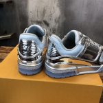 LOUIS VUITTON TRAINER SNEAKERS IN SILVER METALLIC CANVAS – LVS035
