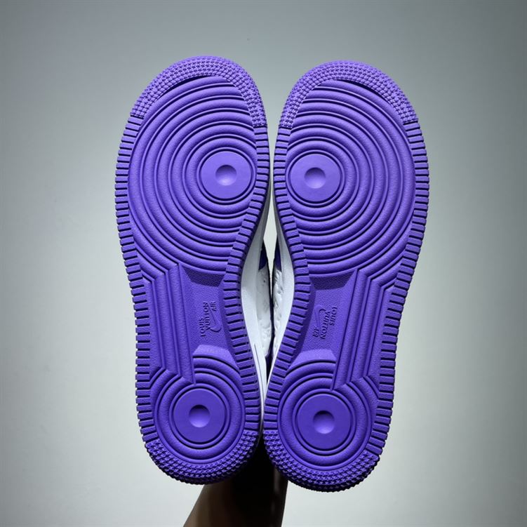 LOUIS VUITTON X NIKE AIR FORCE 1 LOW-TOP SNEAKERS – LVS138