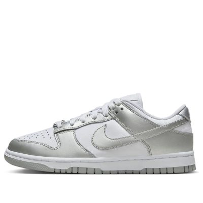 Nike Dunk Low ‘Metallic Silver’