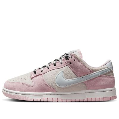 Nike Dunk Low LX ‘Pink Foam’