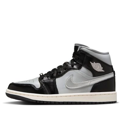 Air Jordan 1 Mid SE ‘Black Chrome’