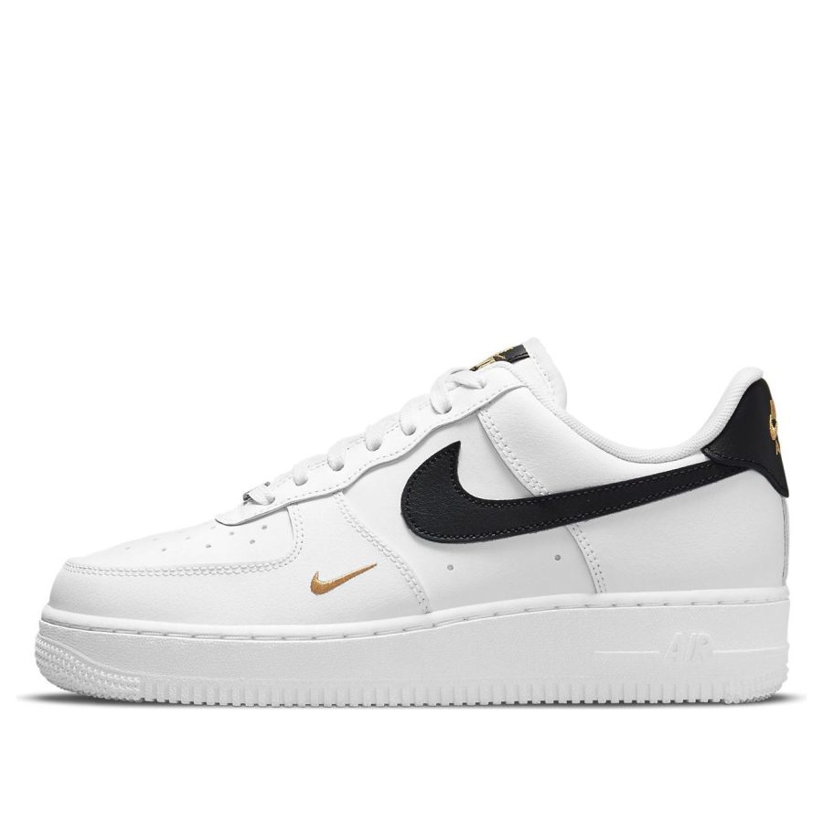 Nike Air Force 1 ’07 Essential ‘White Black’