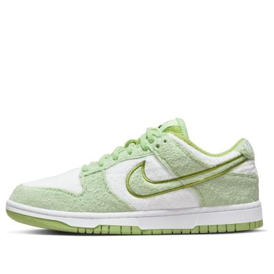 Nike Dunk Low SE ‘Fleece – Honeydew’