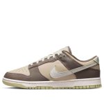 Nike Dunk Low ‘Velcro Tongue – Milk Tea’