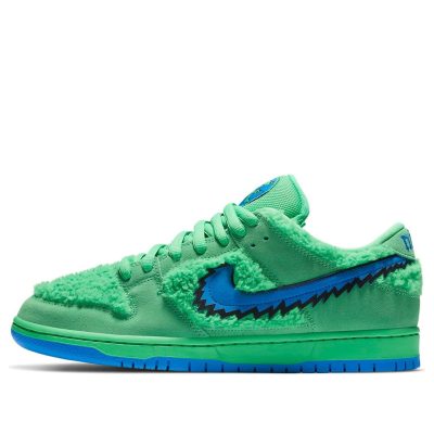 Nike x Grateful Dead SB Dunk Low ‘Green Bear’