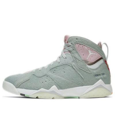 Air Jordan 7 Retro SE ‘Hare 2.0’