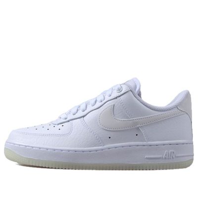 Nike Air Force 1 ’07 Essential ‘Triple White’