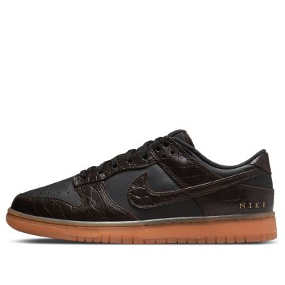 Nike Dunk Low SE ‘Chocolate Croc’