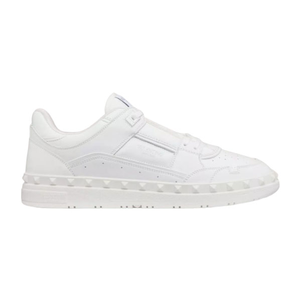 VALENTINO FREEDOTS LOW-TOP SNEAKER IN CALFSKIN – VN003