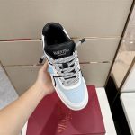 VALENTINO ONE STUD XL NAPPA LEATHER LOW-TOP SNEAKER – VN007