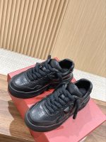 VALENTINO ONE STUD XL NAPPA LEATHER LOW-TOP SNEAKER – VN009