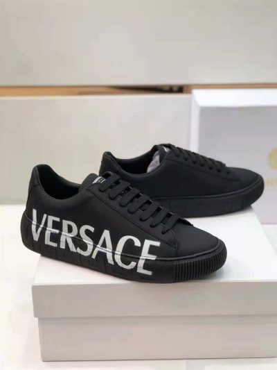 versace-greca-logo-sneakers-vss011-ciig2.jpg