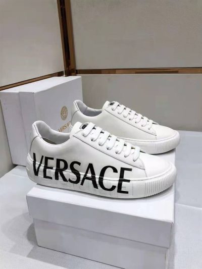 versace-greca-logo-sneakers-vss012-pyqq6.jpg