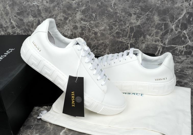 VERSACE GRECA SNEAKERS IN WHITE – VSS013