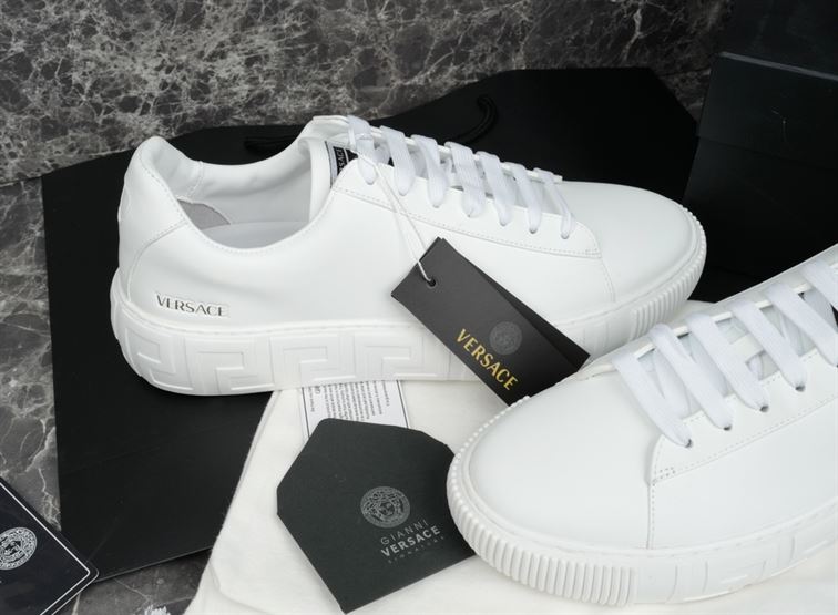 VERSACE GRECA SNEAKERS IN WHITE – VSS013