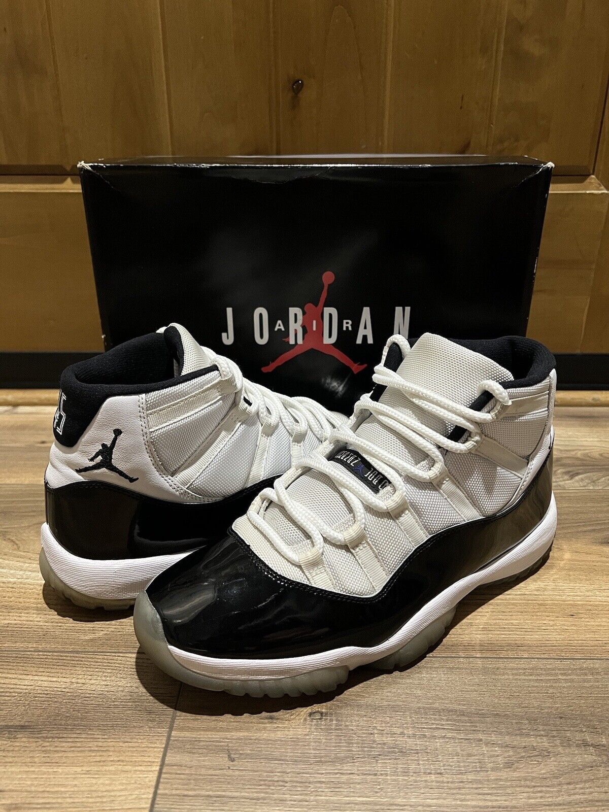 Air Jordan 11 Retro ‘Concord’ photo review