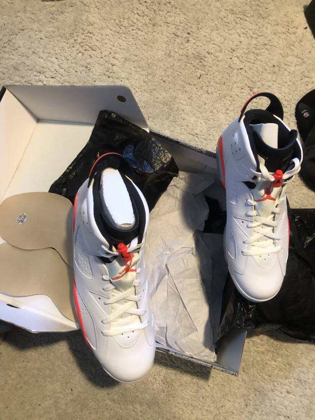 Air Jordan 6 Retro ‘White Infrared’ photo review